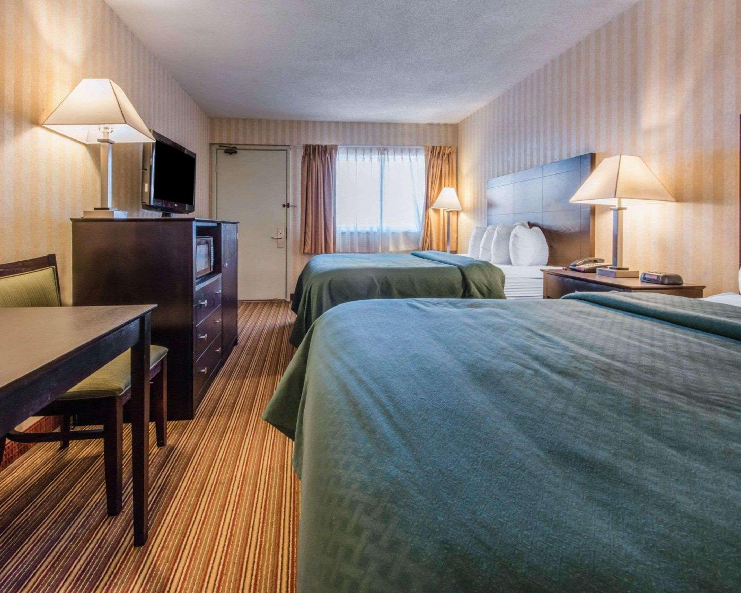 Quality Inn Barkeyville Dış mekan fotoğraf